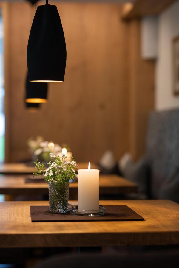 Hotel Restaurant Formarin Oberlech Luaran gambar