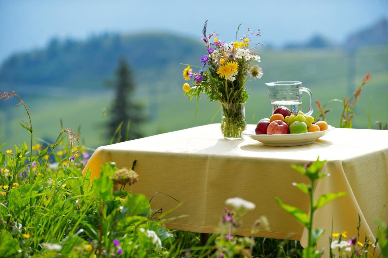 Hotel Restaurant Formarin Oberlech Luaran gambar