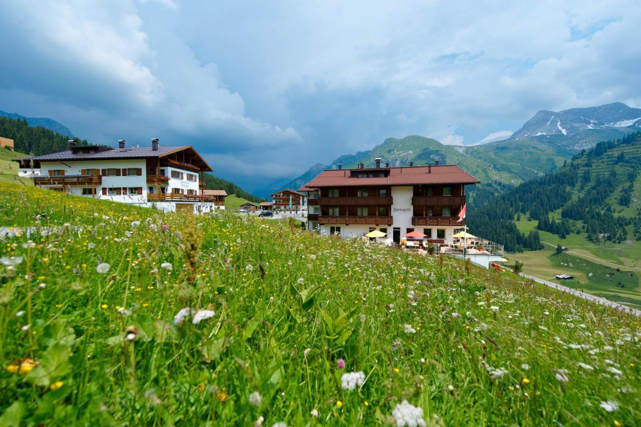 Hotel Restaurant Formarin Oberlech Luaran gambar