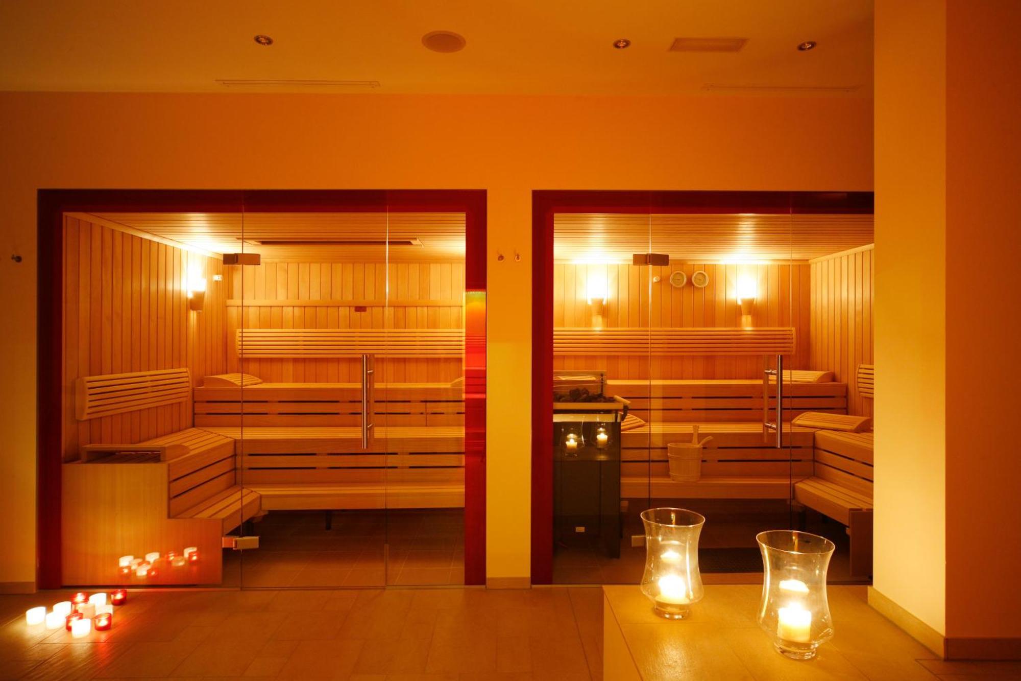 Hotel Restaurant Formarin Oberlech Luaran gambar